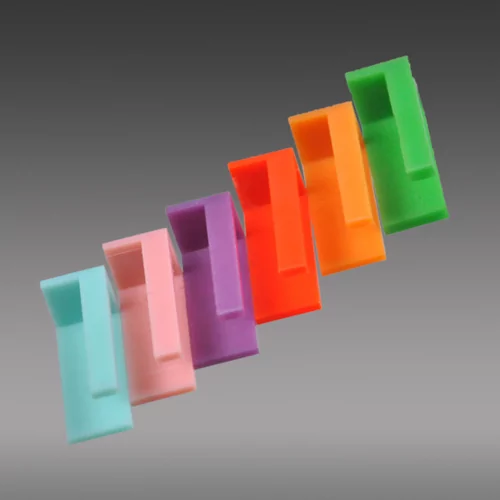 Tray Clip - Clips pour boîtes en plastique | Gecko Fastener GmbH