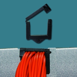 GDDS-17 - Edge Saddle, Square Shaped | Gecko Fastener GmbH 2