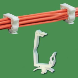 GCKN-11Y - Soporte para cables (Wire Saddle) | Gecko Fastener GmbH 2