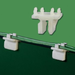 GCMQ-1TJ - Soporte para cables (Wire Saddle) | Gecko Fastener GmbH 2
