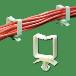 GCZM-11F - Soporte para cables (Wire Saddle) | Gecko Fastener GmbH 2