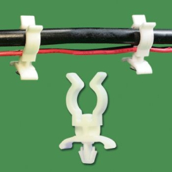 GTDD-4PA - Soporte para cables (Wire Saddle) | Gecko Fastener GmbH 2