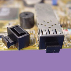 GNEP-01 - Tapa para conector | Gecko Fastener GmbH 2