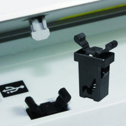GDL-100C - Loquet à poussoir central en plastique | Gecko Fastener GmbH 2