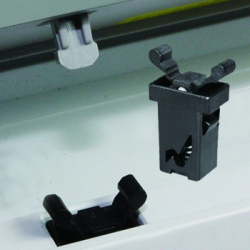 GDL-100B - Plastic Center Lock Push Latch | Gecko Fastener GmbH 2