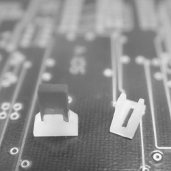 GLEQ-1 - LED Holder | Gecko Fastener GmbH 2